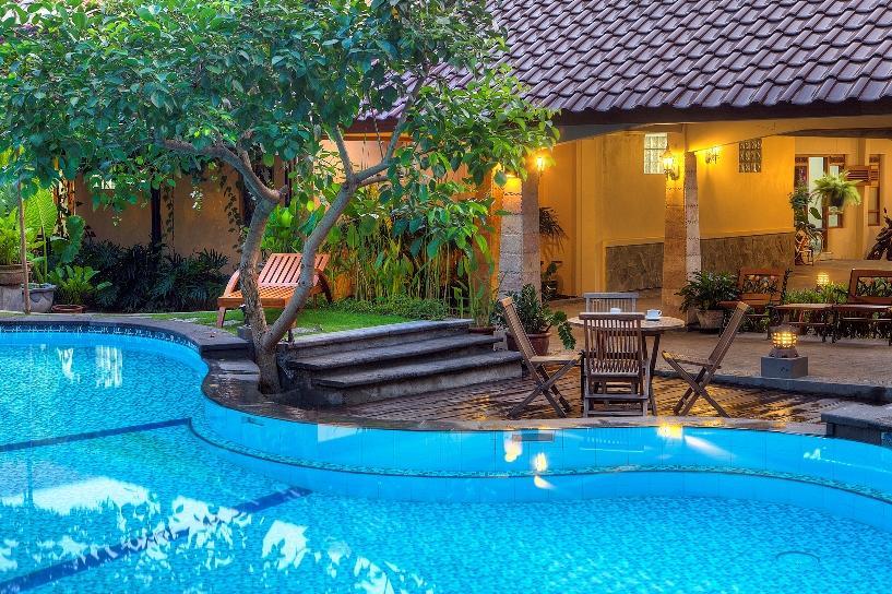 Maharani Guest House Yogyakarta Esterno foto