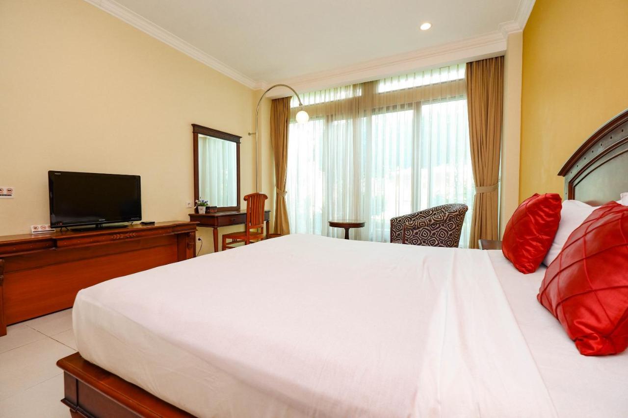 Maharani Guest House Yogyakarta Esterno foto